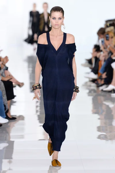 Look 1